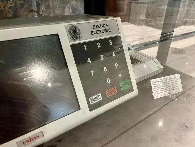 Urnas Eletrônicas são utilizadas desde 1996