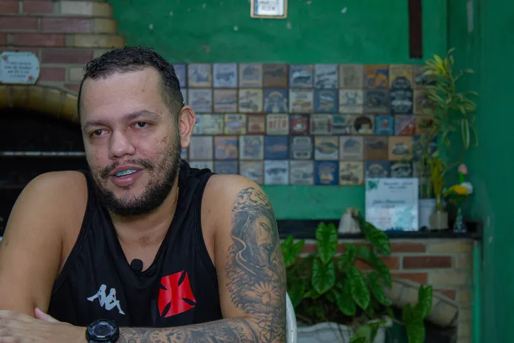 Depois do acidente, Thiago precisou se adaptar à vida na nova condição.