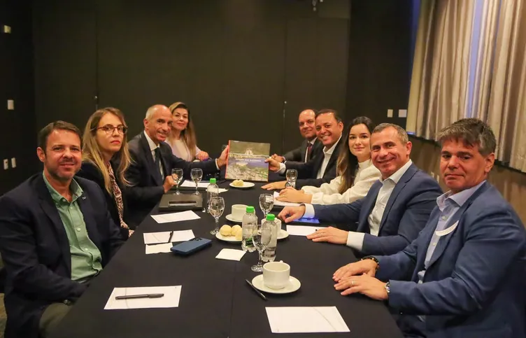 Imagem ilustrativa da imagem Niterói recebe prefeitos e governadores de dez países em encontro sobre governança e desenvolvimento
