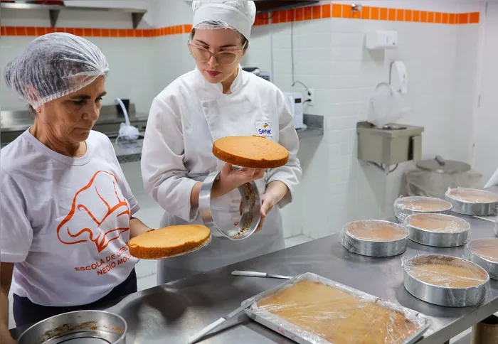 Imagem ilustrativa da imagem Prefeitura de Niterói amplia formação profissional na área de alimentação com 200 novas vagas