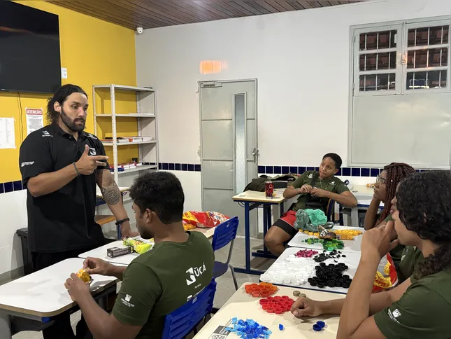 Imagem ilustrativa da imagem Projeto socioambiental transforma planos de jovem de Itaboraí e abre caminho para carreira em tecnologia