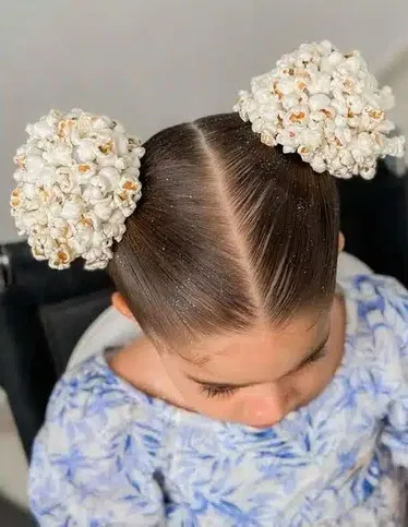 Cabelo de pipoca faz sucesso entre a criançada