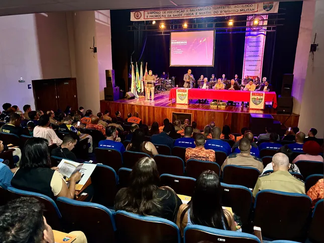 Evento acontece no Teatro Municipal de São Gonçalo