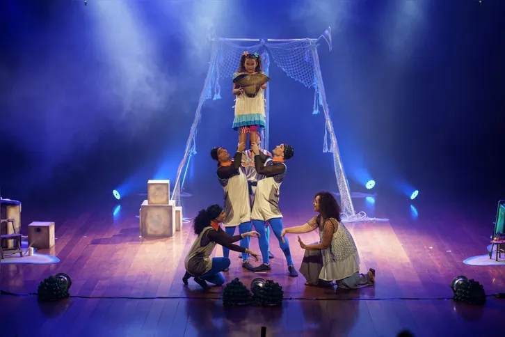 Imagem ilustrativa da imagem Teatro Municipal de Niterói recebe espetáculo que resgata a cultura caiçara neste fim de semana