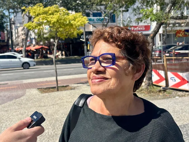 Ana Lourdes, 64 anos