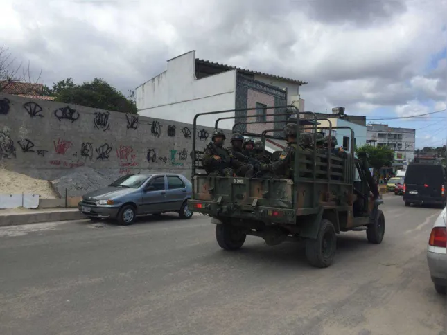 Polícia apreende grande quantidade de drogas no Salgueiro