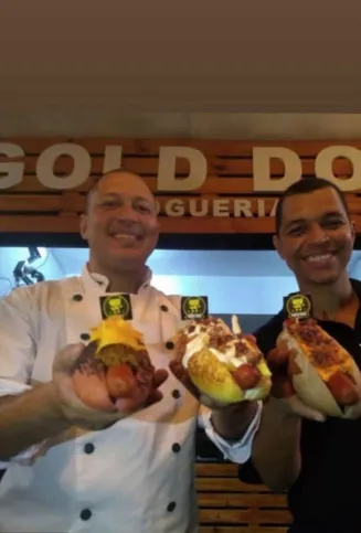 Estes são os irmãos donos da 'Gold Dog'