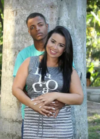 Carlos e Gabrielly estão juntos há 4 anos 