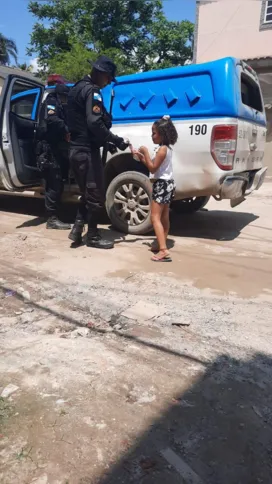 O ato foi aplaudido por muitos moradores