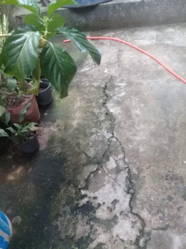 Imagem ilustrativa da imagem Após rompimento de adutora, moradores esperam há cinco anos por reparo da Cedae