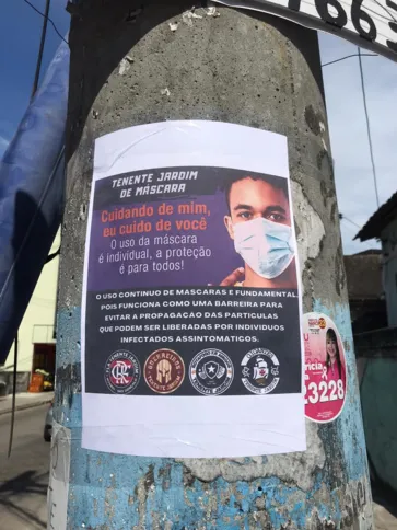 Cartazes de conscientização foram colados pelo bairro de Tenente Jardim