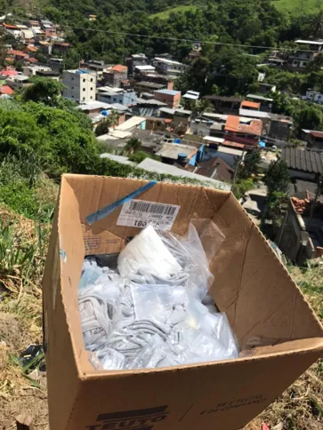 Diversas máscaras foram distribuídas