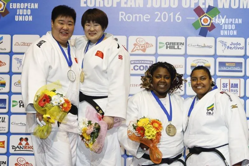 Maria Suelen disputou na categoria acima de 78 kg, em Roma