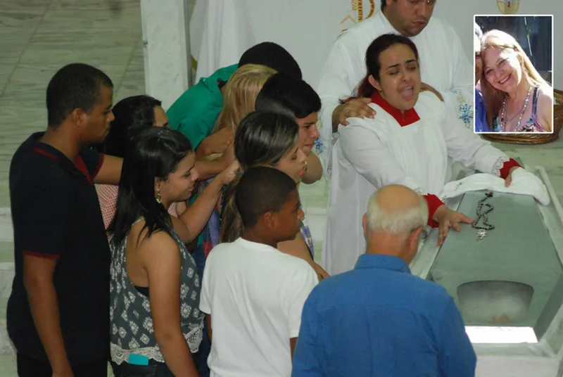 Familiares e amigos se despediram de Tereza em missa
