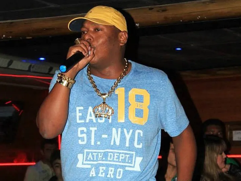 Max está na lista de MCs que se apresentarão no Bar do Meio