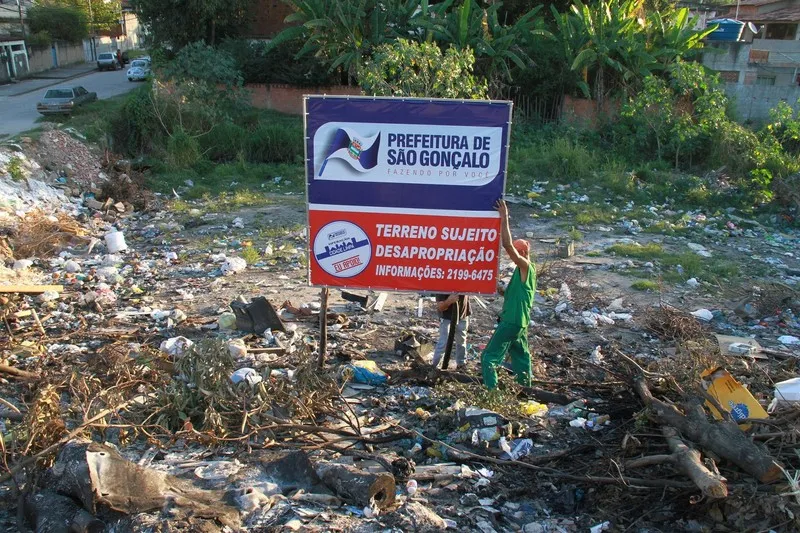 Prefeitura quer acabar com o despejo de lixo em terrenos baldios 