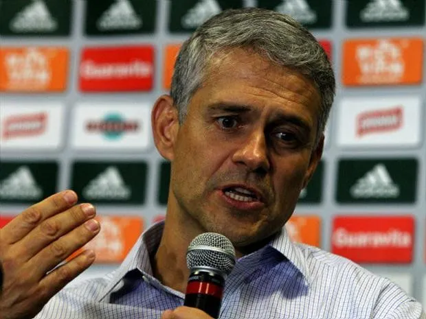 O presidente concedeu entrevista coletiva, nesta quinta, nas Laranjeiras, para esclarecer demissões