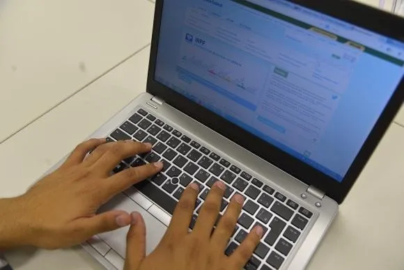 Segundo Receita, quem perder prazo para entregar documento, está sujeito a pagamento de multa 