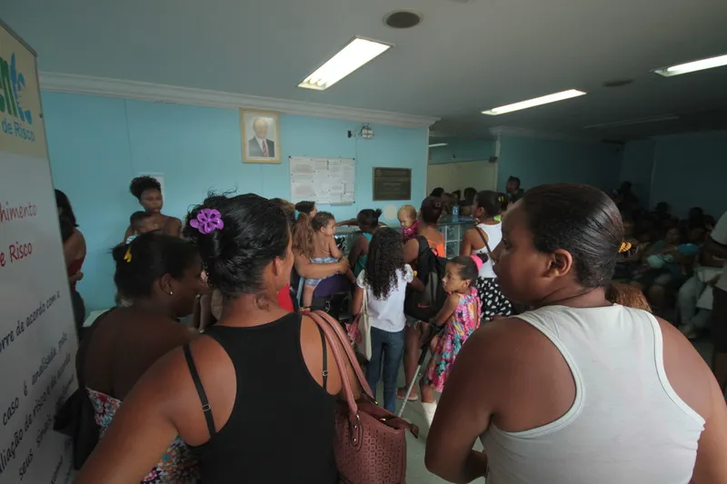 No pronto socorro, consultas e exames de raio-x tveram que ser paralisados por duas horas 

