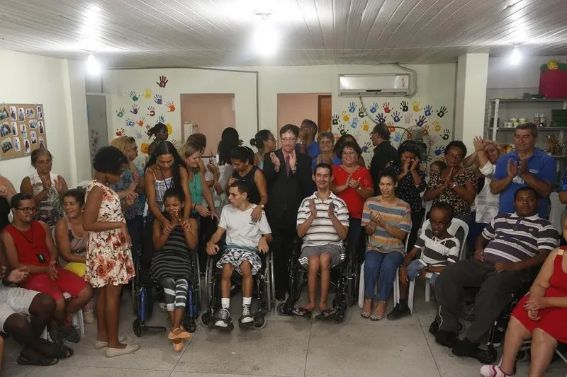 Usuários do Centro Dia comemoraram os dois anos do espaço com festa e histórias de superação