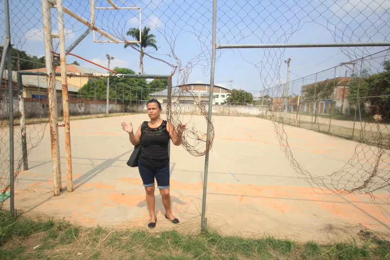 A moradora Helen almeida, de 53 anos, afirmou que os eventos esportivos deixaram de acontecer há muito tempo no bairro