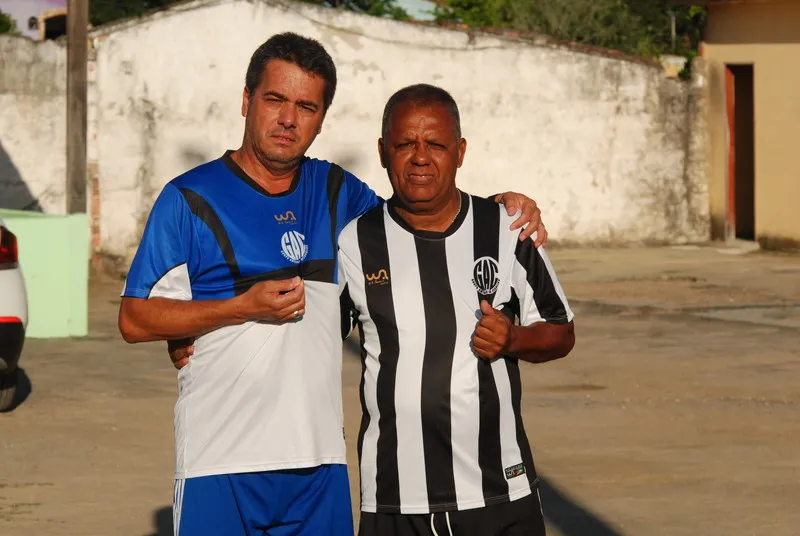 Os Peladeiros Amigos do Cordeiro Jose Leandro Silva e Sergio Rosa, membro fundador do GAC.