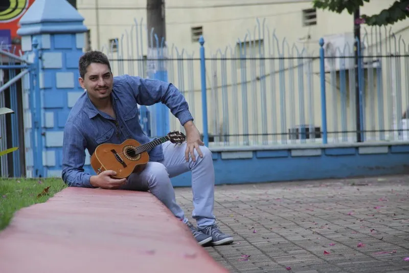Rafael Valois já tem mais de 30 músicas autorais, muitas gravadas e já disponíveis no Youtube