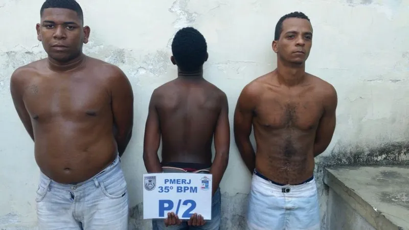 Jonathan, o menor e Luiz Rodrigo foram presos em flagrante