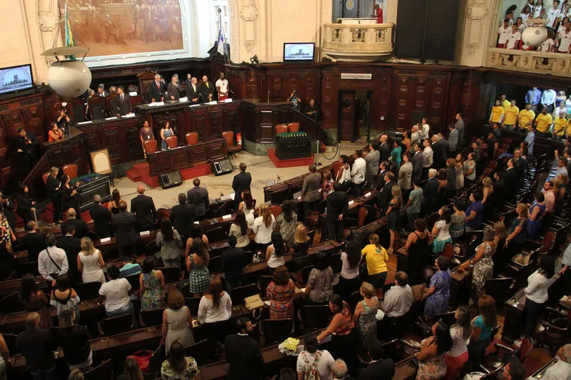 A Frente Parlamentar em Defesa da Educação Física foi lançada pelos deputados na Alerj ontem