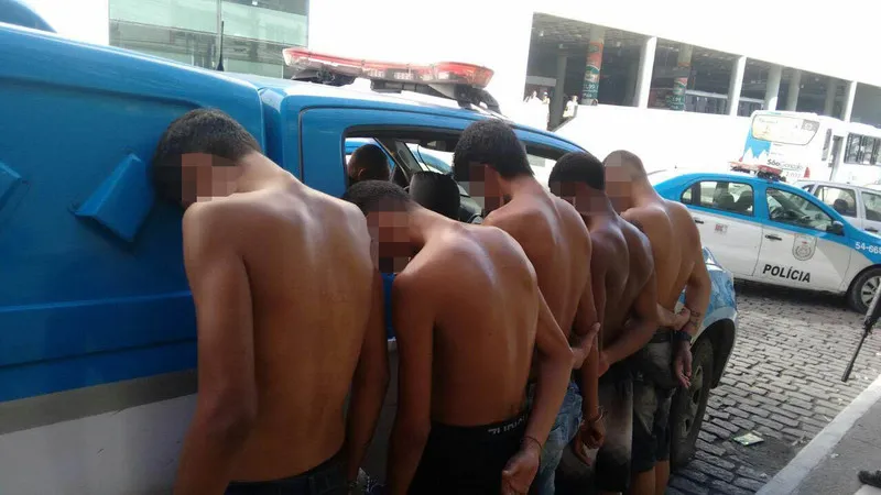 Presos no Almerinda. 