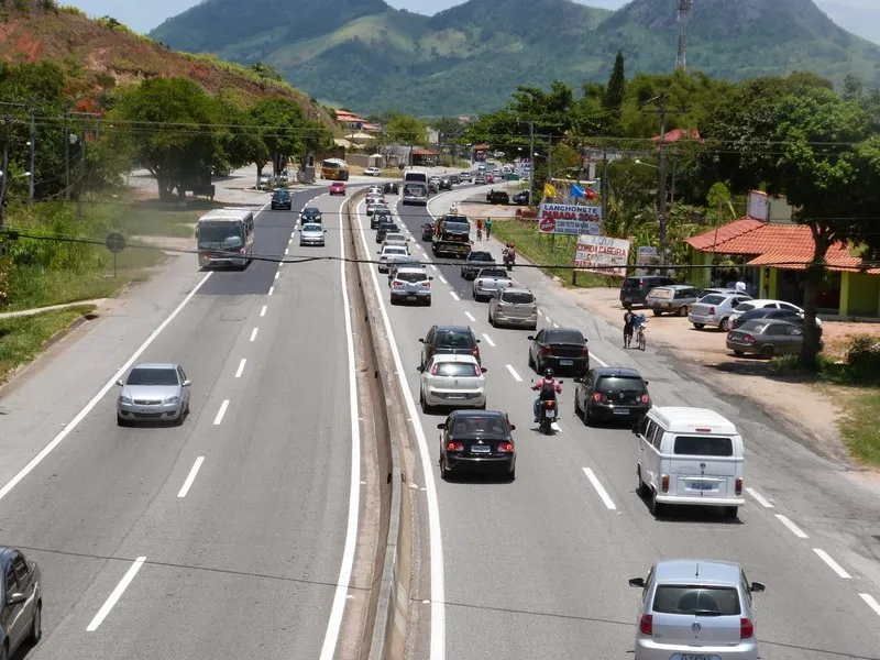 Segundo a CCR, os dias de maior fluxo na Costa do Sol deverão acontecer entre hoje e amanhã