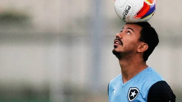  Lindoso tem suspeita de lesão grave e não encara o Tricolor