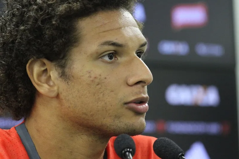 Willian Arão foi capitão da equipe, no domingo, pela primeira vez