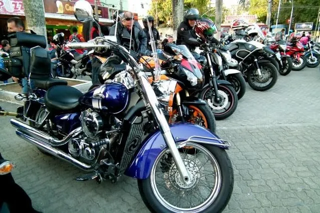 O encontro promete reunir centenas de motociclistas e amantes do bom e velho rock’n’roll