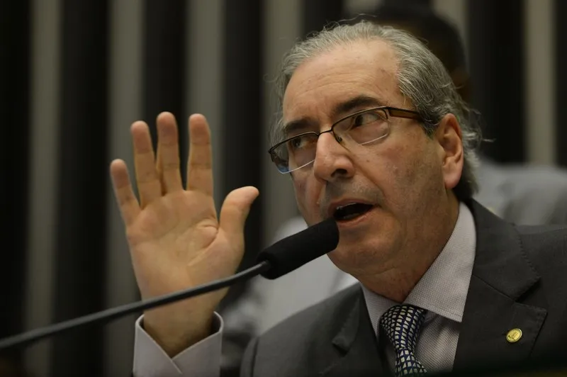 Eduardo Cunha é investigado por receber propina de contrato