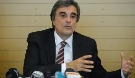 Imagem ilustrativa da imagem Cardozo recorre ao STF contra redução do prazo do impeachment no Senado