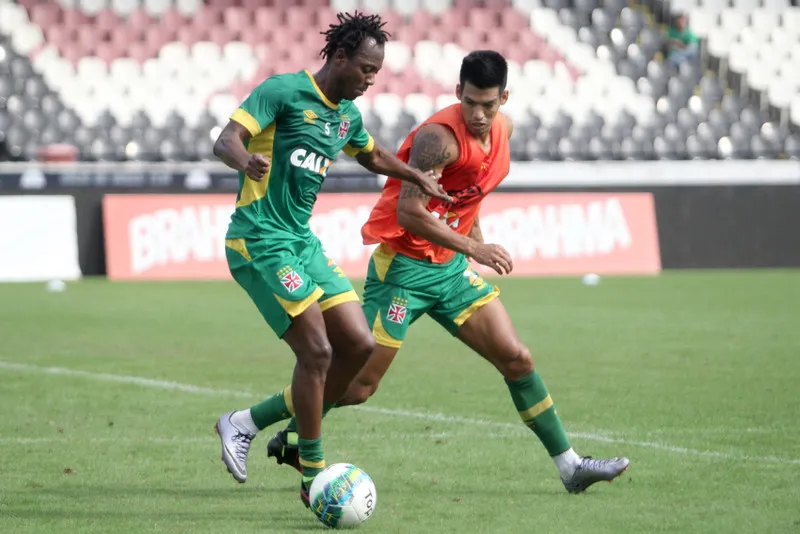 Recuperado de lesão, Andrezinho voltou a trabalhar com bola