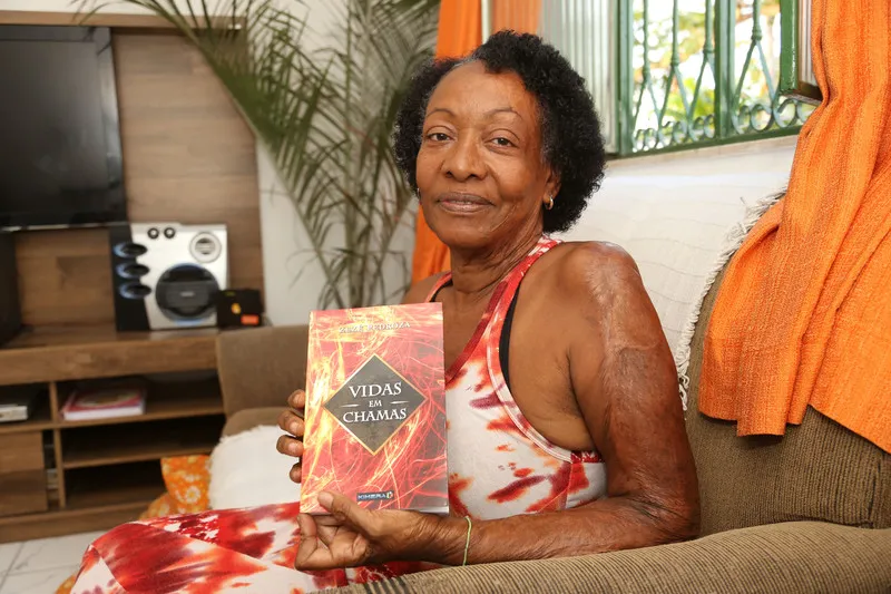 Maria José Pedrosa, 66 anos, lançará o livro no próximo dia 17, na Câmara de Vereadores de Niterói
