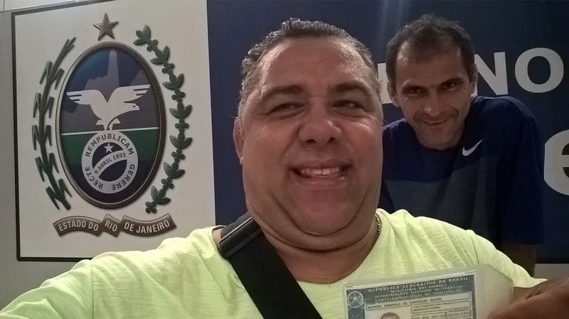 Arthur Maluco chegava em casa