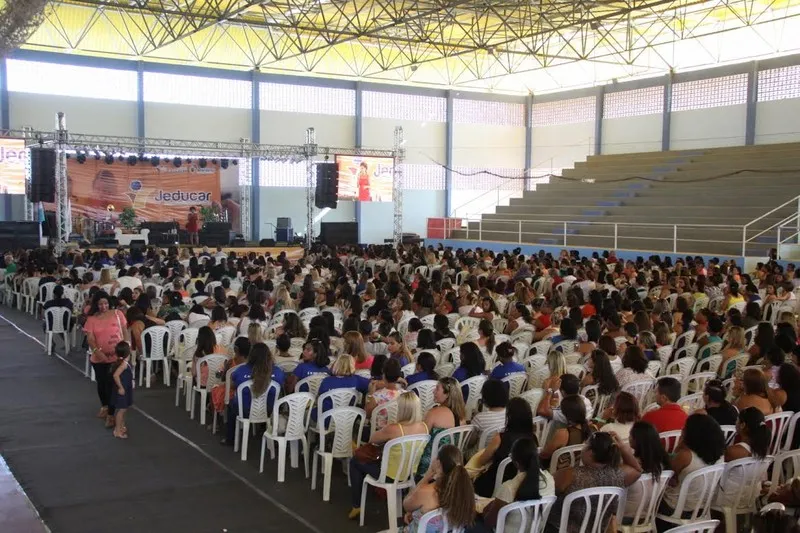 Educadores da rede municipal podem participar da jornada