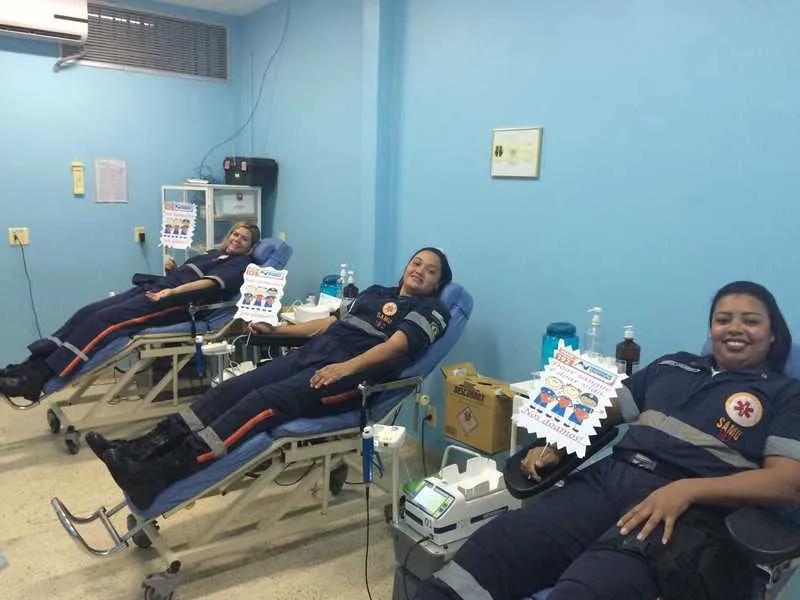 Imagem ilustrativa da imagem Equipes do SAMU realizam doação de sangue em São Gonçalo