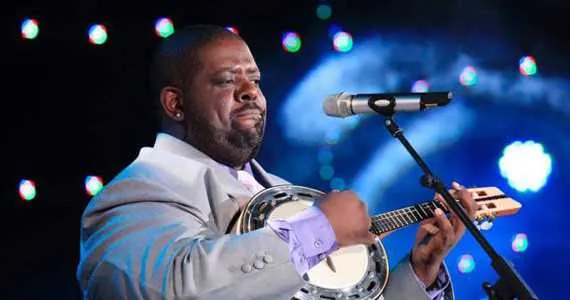 O ex-vocalista do Exaltasamba vai cantar novos e antigos sucessos, no Espaço São Jorge