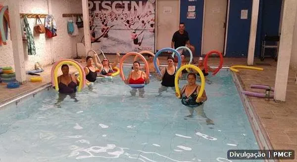 A piscina está aquecida novamente para as aulas, que acontecem sempre de terça à sexta-feira