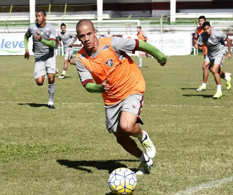 Marcos Junior retorna à equipe titular amanhã, em Brasília