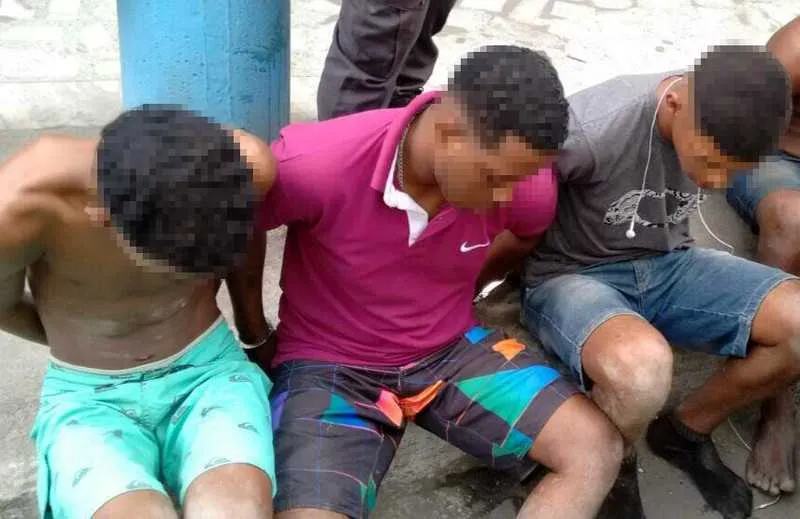 Dois menores e Pablo Félix estavam com drogas. Outro menor, que foi baleado, estava com pistola