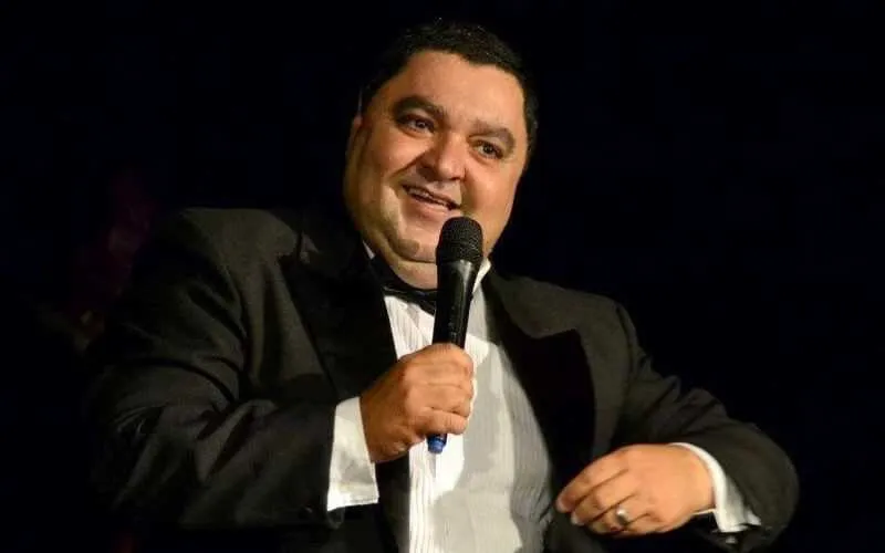 Berg Bharusck no elenco