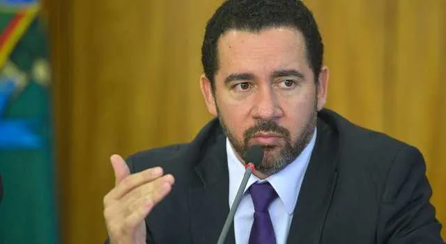  Segundo o ministro Dyogo Oliveira, são gastos atualmente R$13 bi com o pagamento do benefício