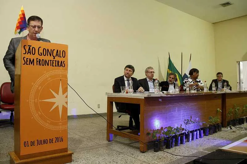Imagem ilustrativa da imagem Alcântara +20: Baía de Guanabara, Territórios sem fronteiras