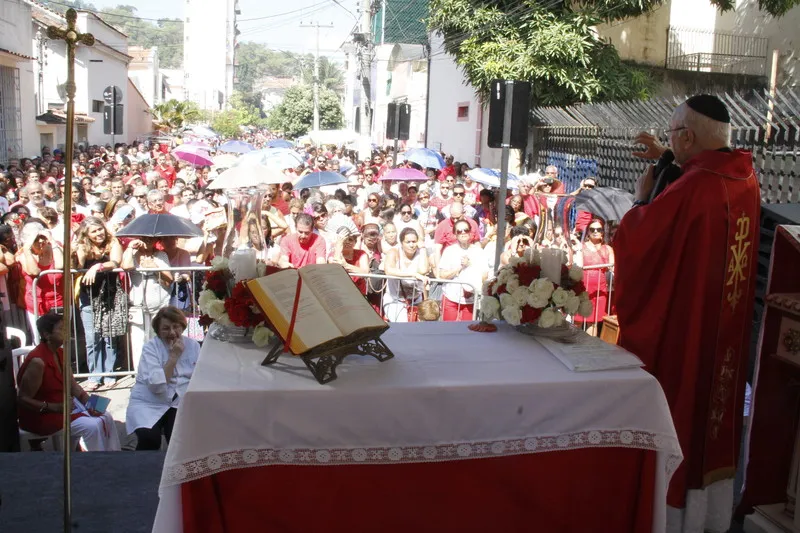 Fiéis assistiram a missa