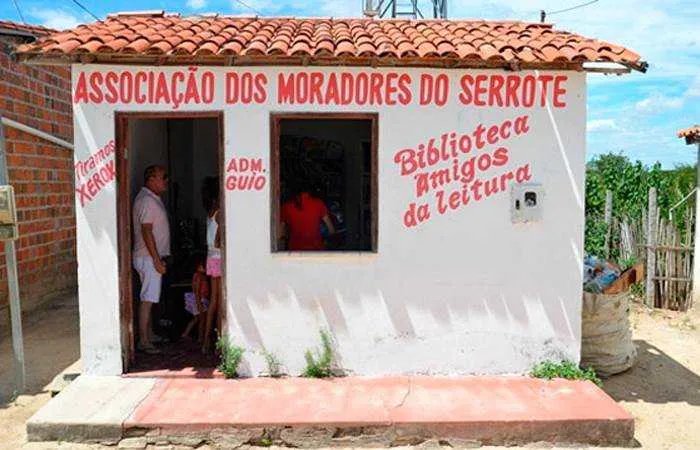 Imagem ilustrativa da imagem Menina cria na Bahia biblioteca comunitária